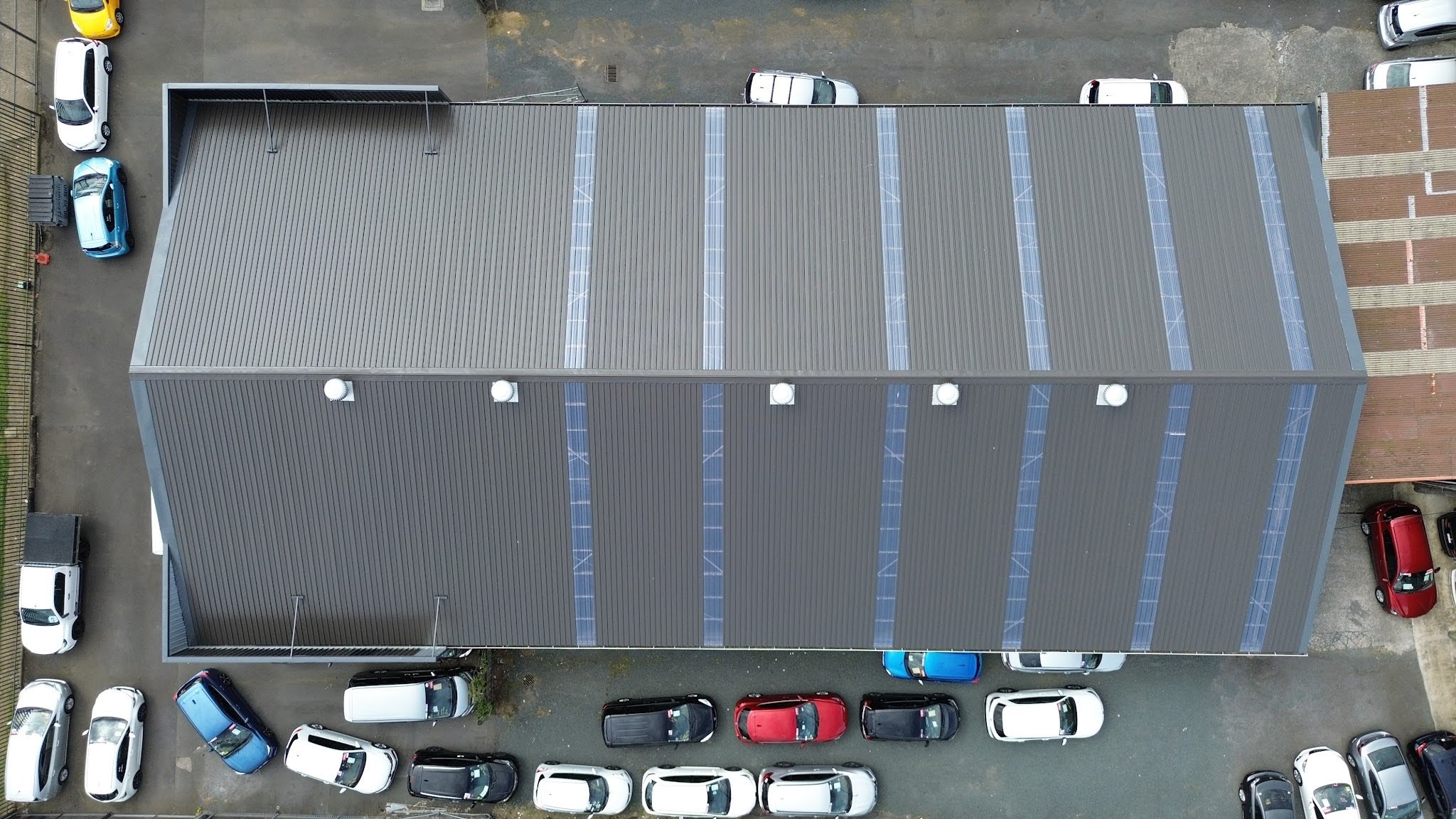 Commercial roofing project
